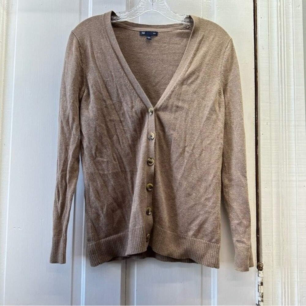 Gap tan long sleeve button down sweater cardigan‎ women's small